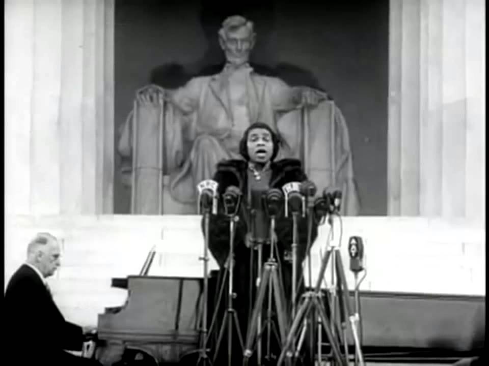 Marian Anderson Sings at the Lincoln Memorial