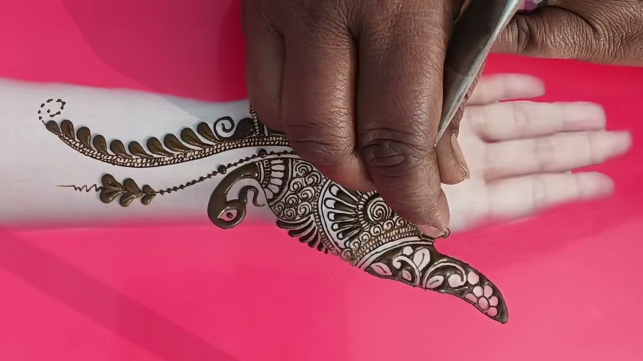 Aasan tarike se simple mehandi lagana sikhe