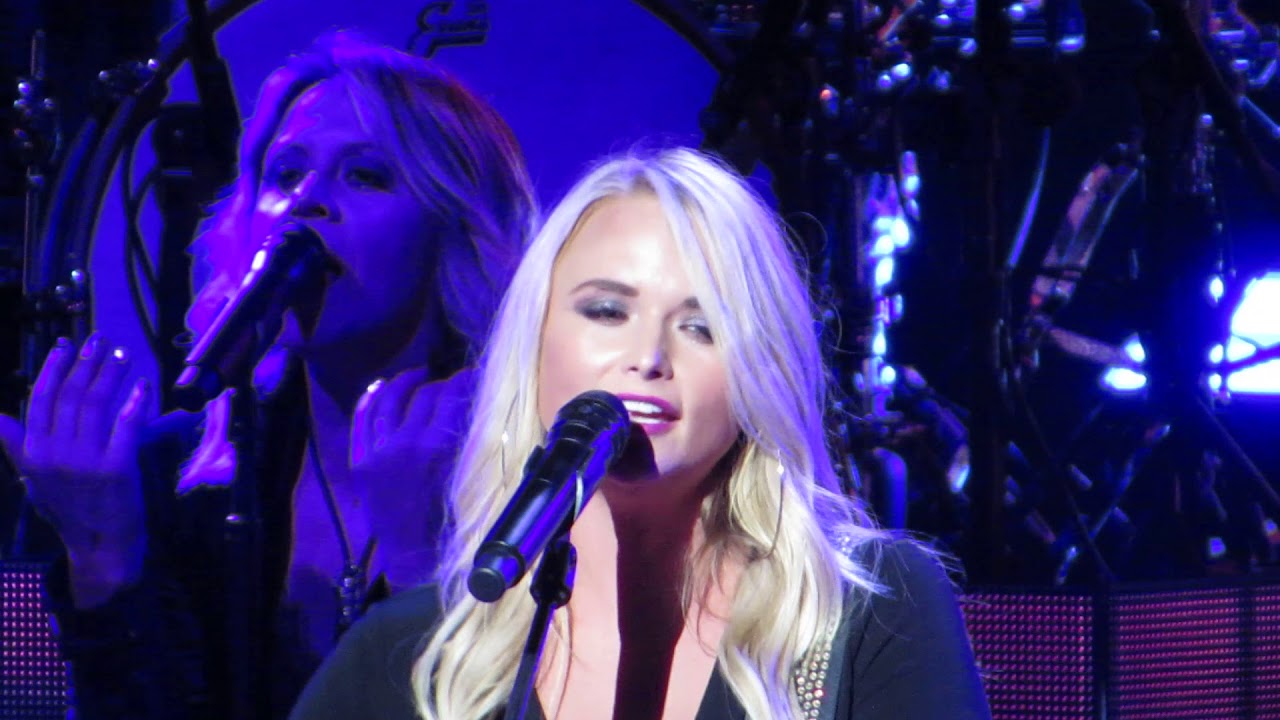 Miranda Lambert singing Vice in concert 7/21/18 at Xfinity Center MA