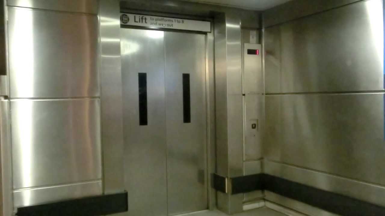 Talking Stannah Elevator @Sheffield Train Station, UK