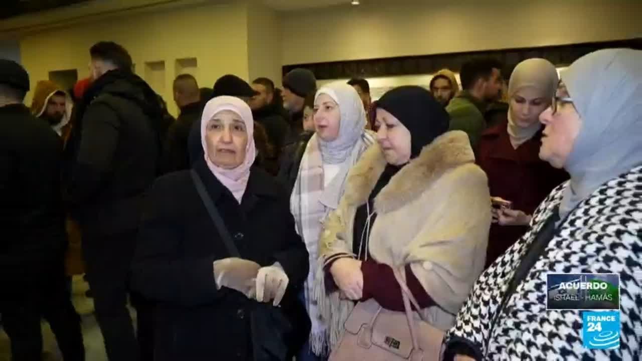 Israel retrasa liberación de 620 presos palestinos hasta la entrega de los próximos rehenes