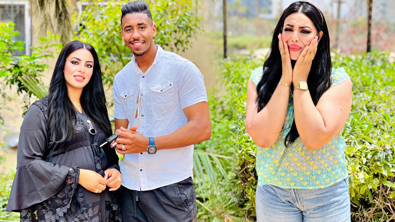 فيلم قصير: جابت صحبتها تقابل عدوزتها😰ومعرفاتش بلي خطيبها💍غادي…😱(شاهد الكارثة)💔