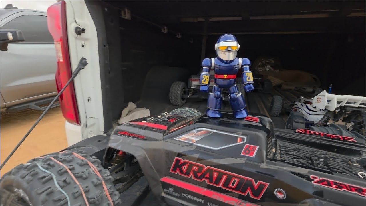 Extreme JUMP in ARRMA KRATON 6S #rccar #rcfun #rcaddict #rc4x4 #remotecontrol 