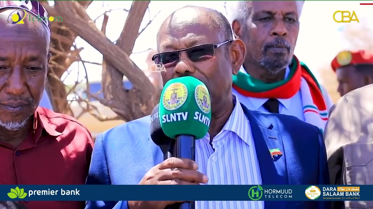 Madaxwaynaha JSL ayaa ka qaybgalay aas qaran oo Hargaysa loogu sameeyey Marxuum Axmed Aadan