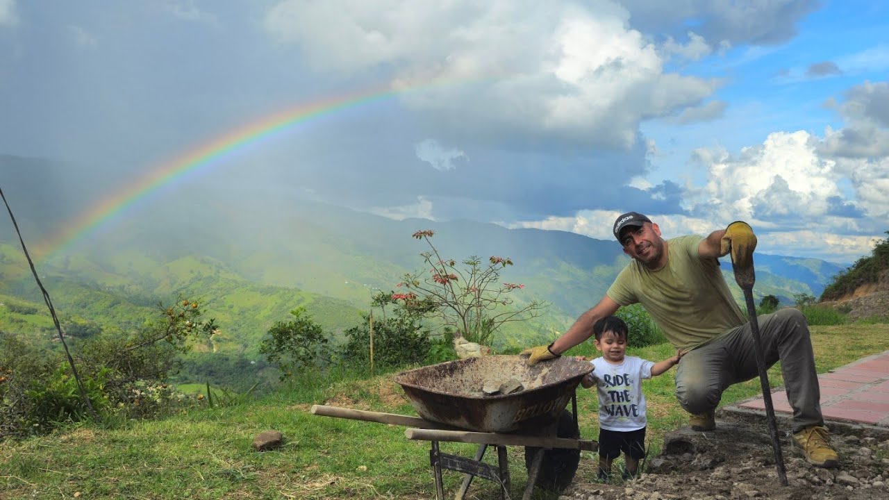 Así es Vivir en el Campo: Trabajo, Naturaleza, Lluvia y Nueva Guadaña