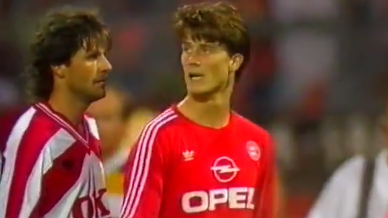 Brian Laudrup vs Kaiserslautern (1990 DFB-Supercup) Hattrick Assist