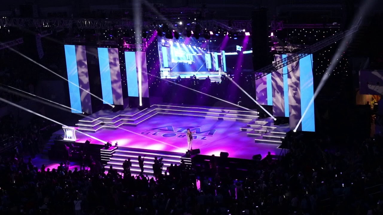 JERICHO ROSALES sings 