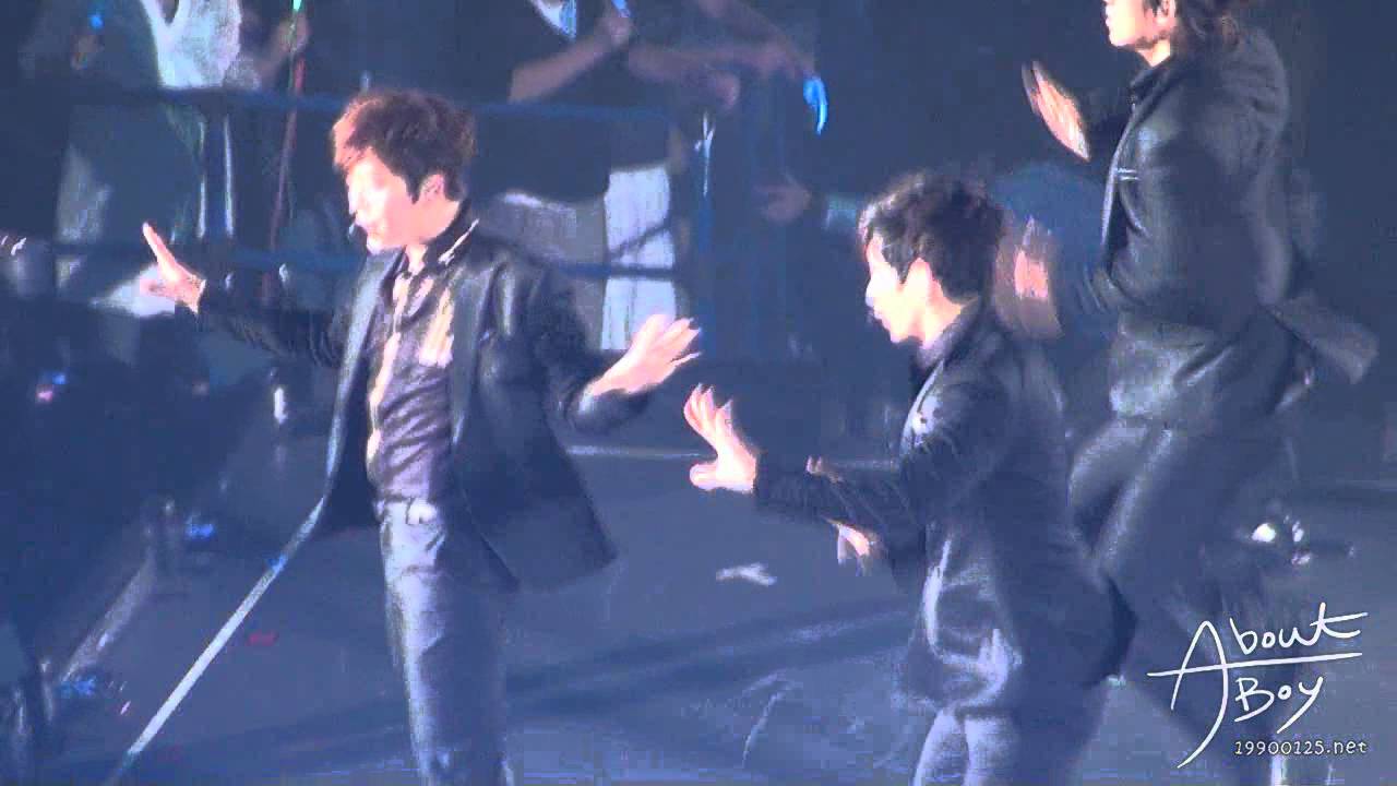 [FANCAM] 120818-19 JUNHO JYP Nation in Japan - Take Off