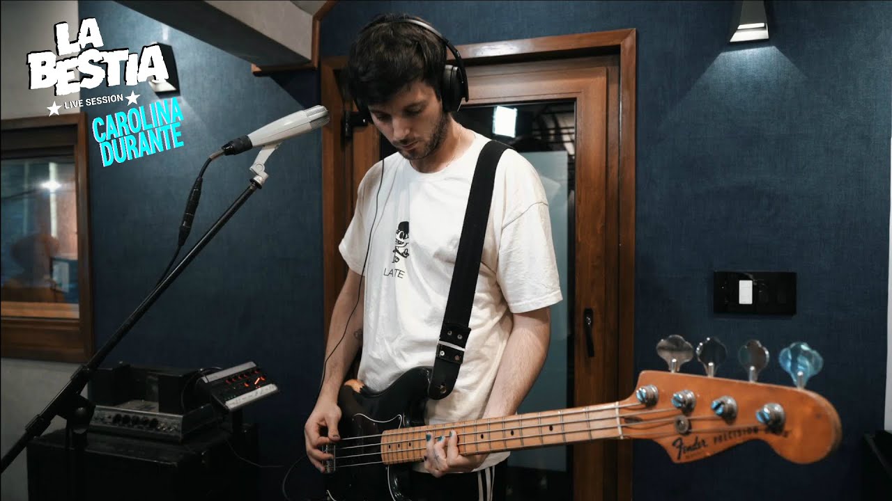 Carolina Durante - La Planta Que Muere En La Esquina (La Bestia Live Session)