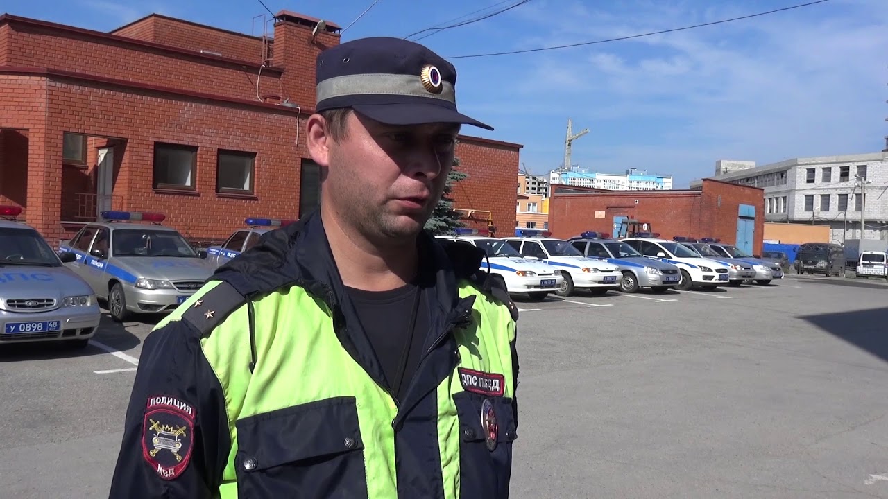 Инспектор ДПС экстренно сопроводил автомобиль с роженицей в лечебное учреждение