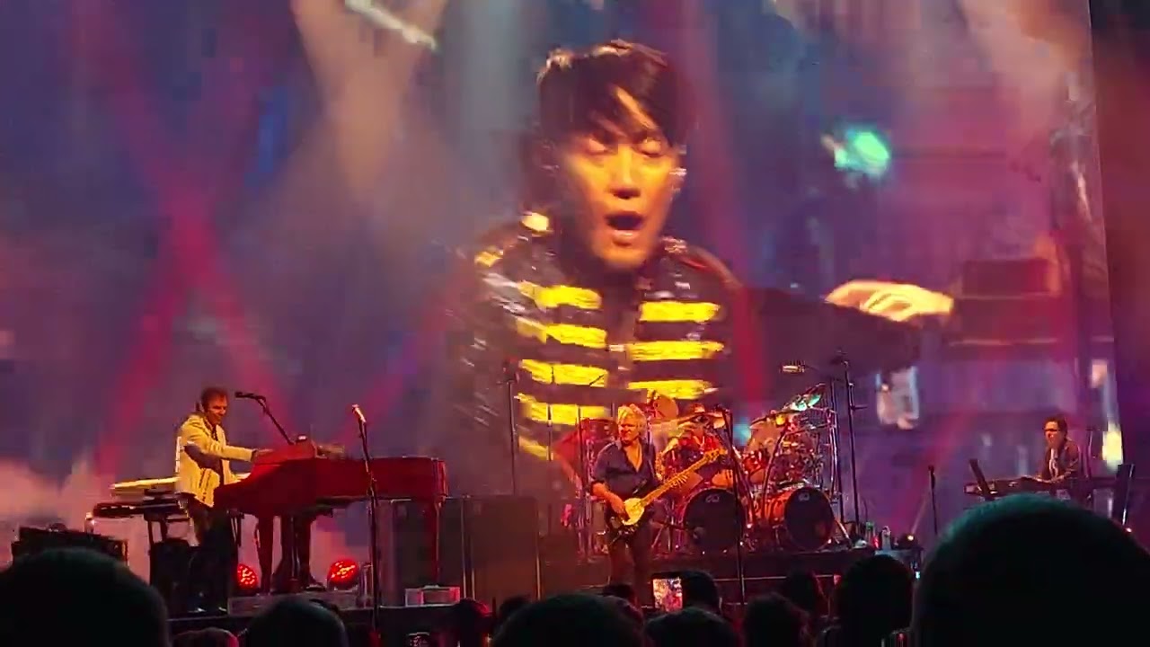Journey - Don't Stop Believin' -  Live at Ball Arena in Denver Colorado,  April 11, 2022.