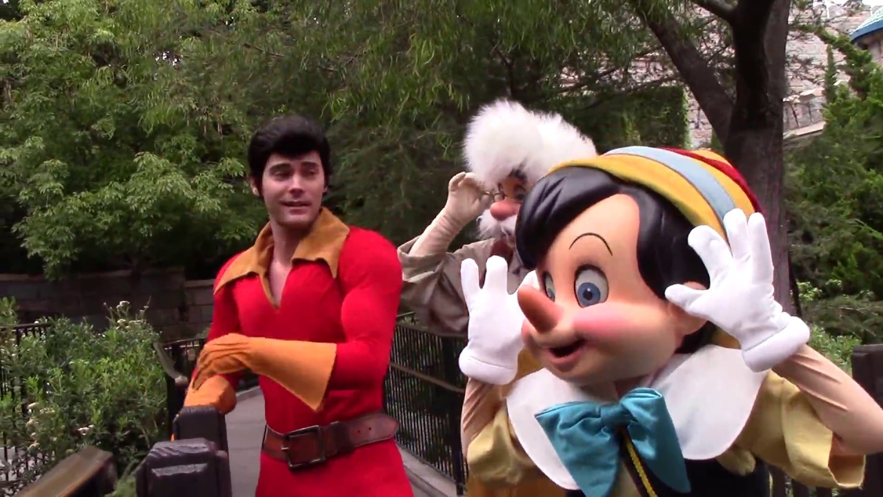 Gaston likes being the center of attention // Disneyland