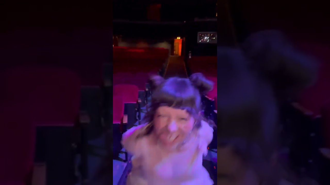 Melanie Martinez dancing to Bad Bunny's BAILE INoLVIDABLE! Posted by Mojean Aria on instagram