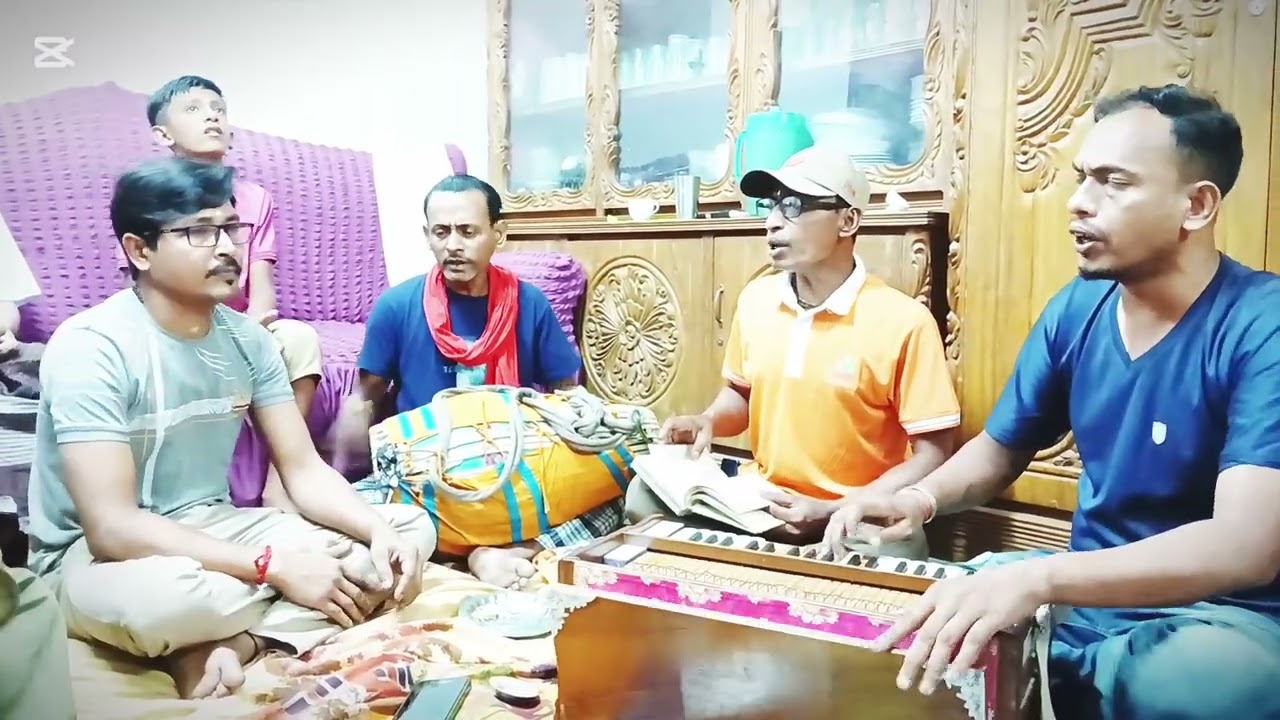 তোরা কে কে যাবি রে বাবা আশ্রমেরতে                        ঝন্টু আচার্য 