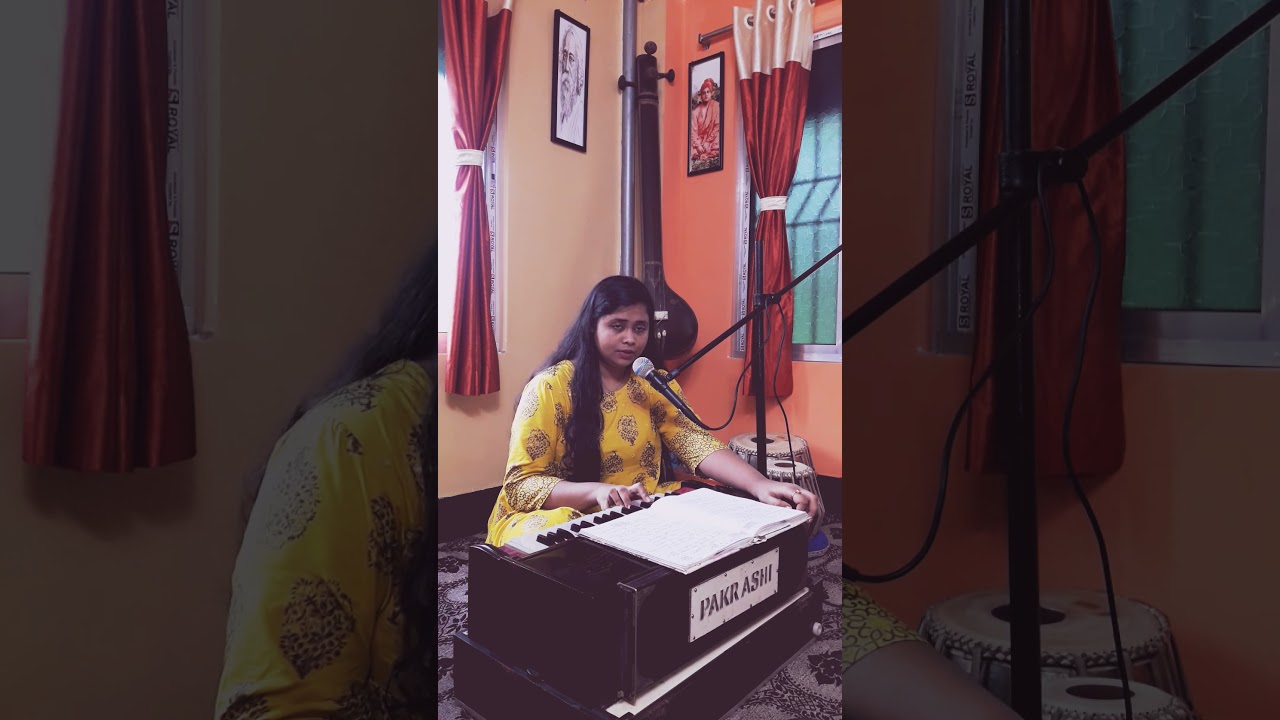 pousher kachakachi rod makha sei din।manna dey।sung by Sudeshna।