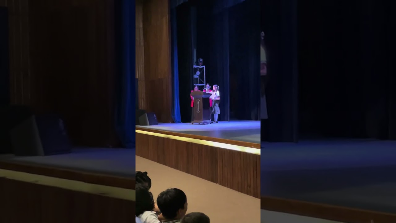 Palabras de despedida por alumna de sexto grado