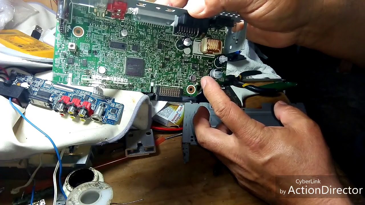 ESTEREO PIONEER QUEMADO  INVIRTIERON LA POLARIDAD DE LA BATERIA