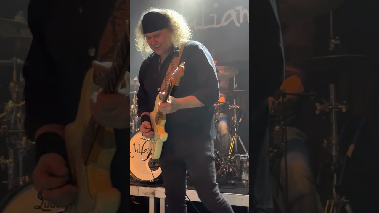 Julian Sas - Hey Joe (Jimi Hendrix Cover) LIVE  Harmonie Bonn 26.11.2022 - 4K -