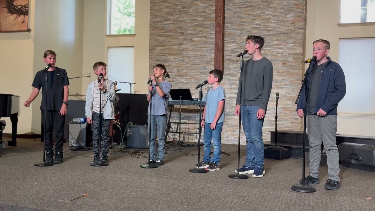 Boys choir class sings “blackbird”