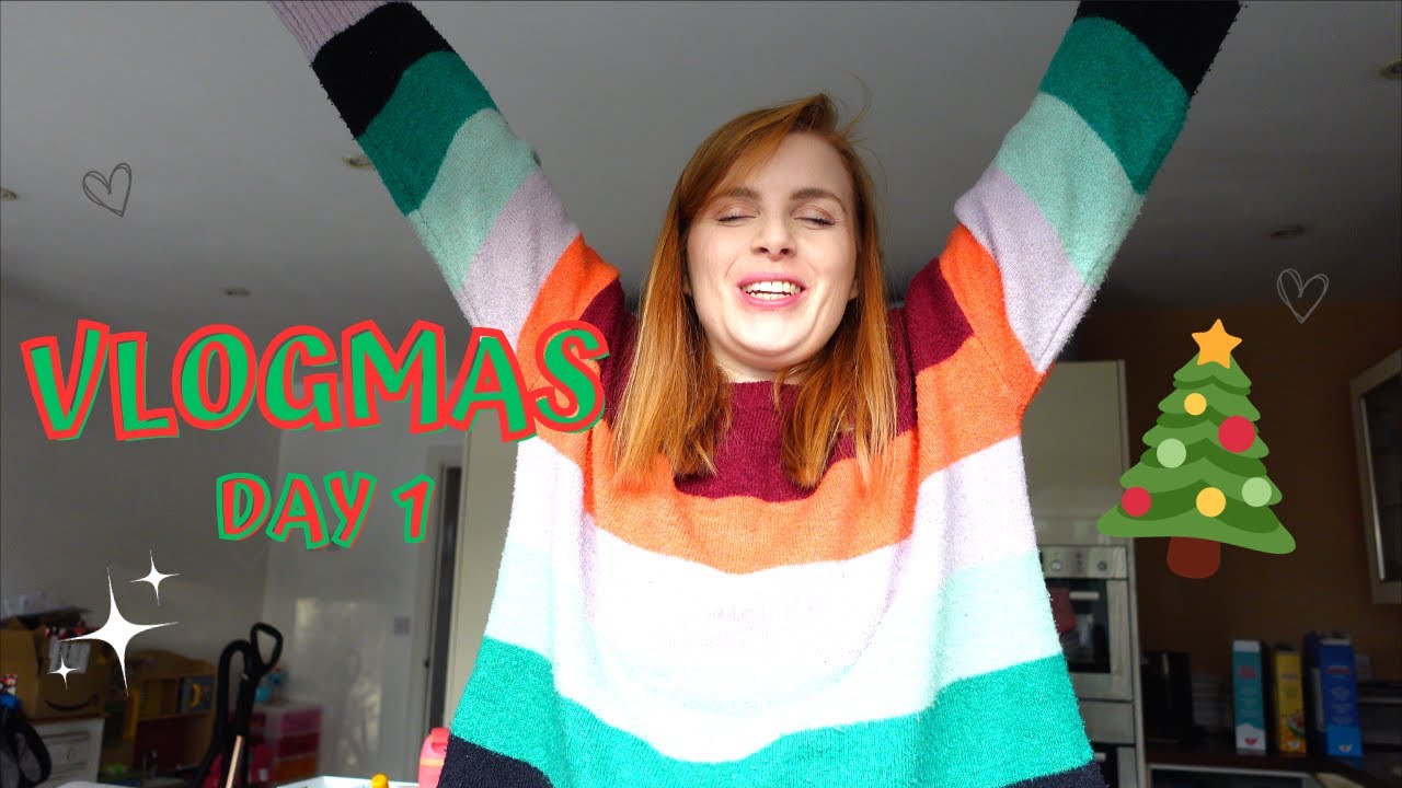 VLOGMAS DAY 1🎄 The Elf has arrived! Advent Calendar opening, and watching Christmas films!