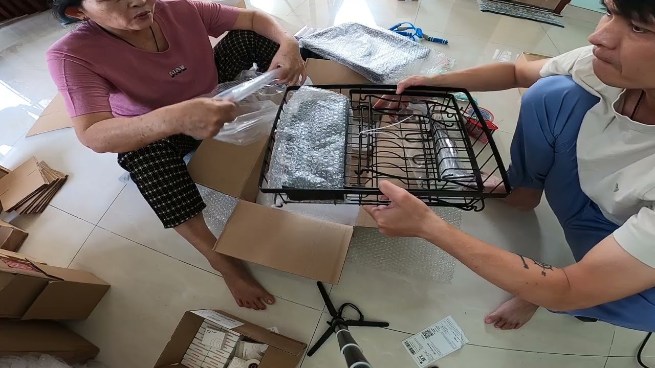 video đóng gói kiện hàng shopee id 260313026KG1NM7