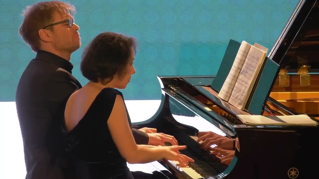 Maria Meerovitch and Pablo Galdo - Slavonic Dance, Op  72, No  2 in E minor (A.Dvořák)