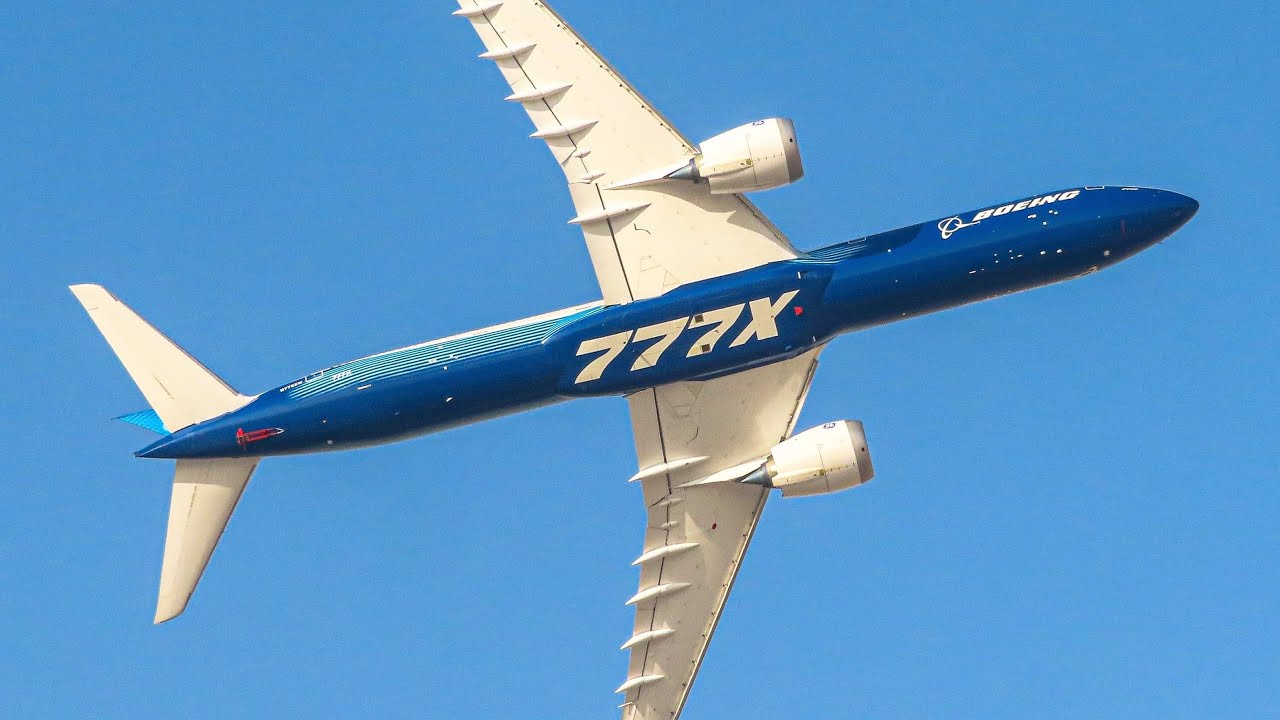 Boeing 777X FANTASTIC Demo Flight | Dubai AirShow