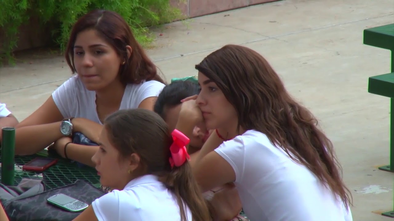 A cobrar becas de preparatoria y universidad
