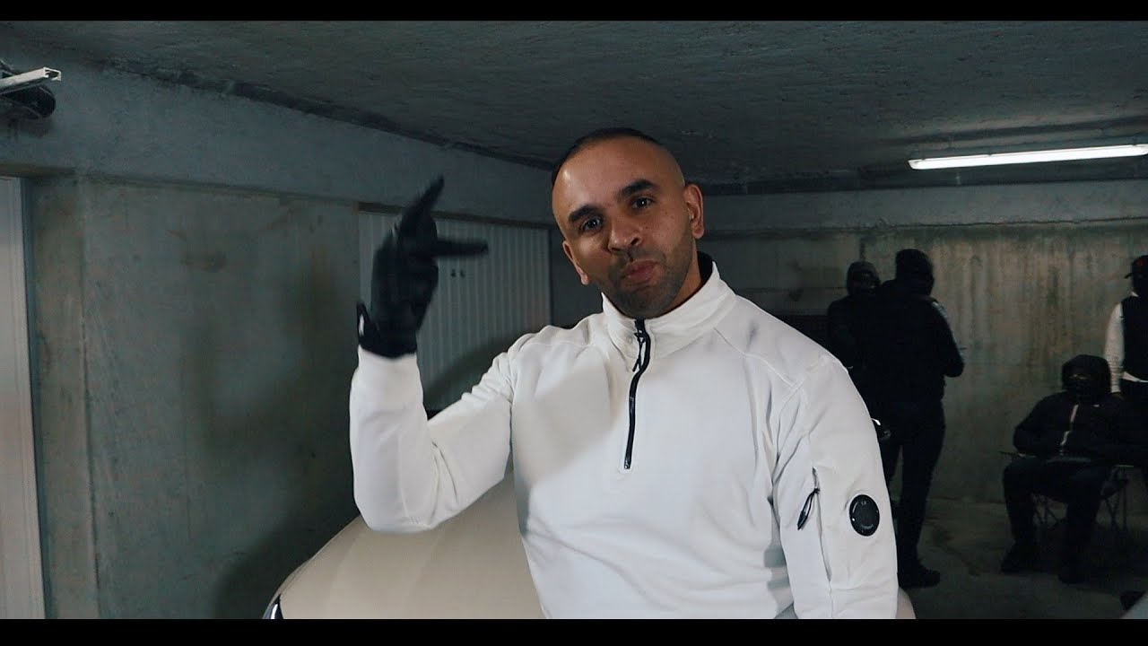 LA BAVURE  - FREESTYLE BLACK & WHITE (clip officiel)