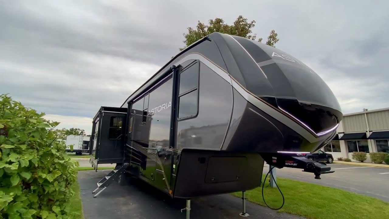 2025 Dutchmen Astoria Platinum 3173RLP Fifth Wheel Walk Around!