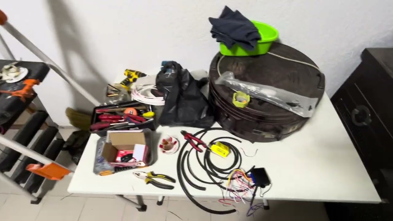 Elektirikli kapı kilidini 12 volt uzaktan kumandalı merkezi kilit beyni bağlama projesi 