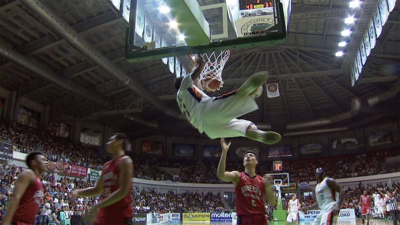 Uyloan lobs to Newsome! | PBA Governors' Cup 2016