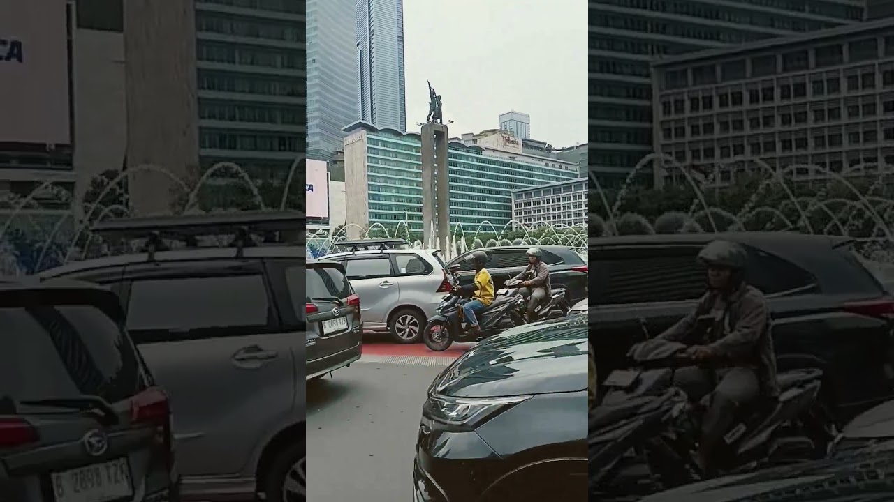 PATUNG BUNDARAN HOTEL INDONESIA 