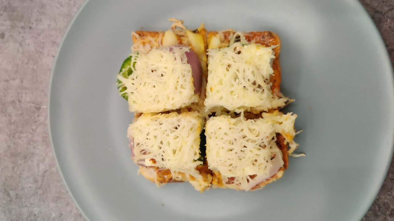 Tandoori Paneer Toast / Open Toast Sandwich / Paneer Sandwich Recipe / Fusion Open Toast Sandwich