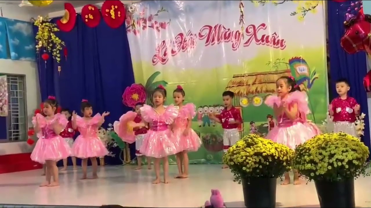 Chị Mia!!!!