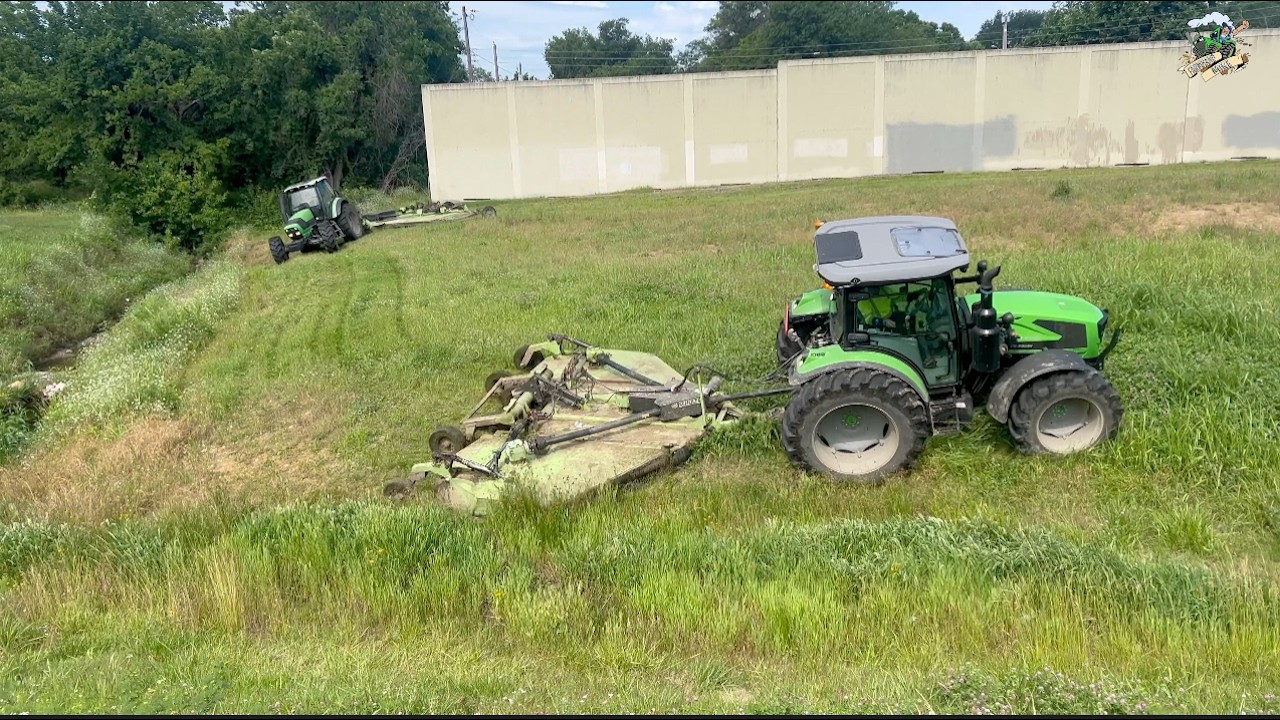 Mowing Highway Roadsides in Tulsa Oklahoma