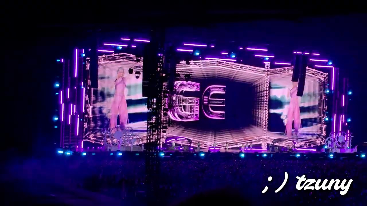 [饭拍] 150225 - 新的心跳-G.E.M-Walk On Water - 邓紫棋 - I AM GRORIA - KUALA LUMPUR