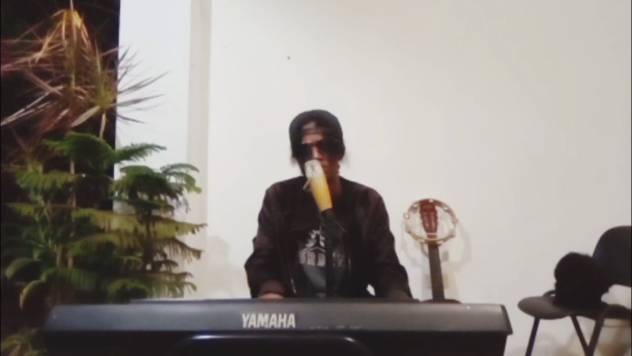 El Angelow Cantando en Vivo