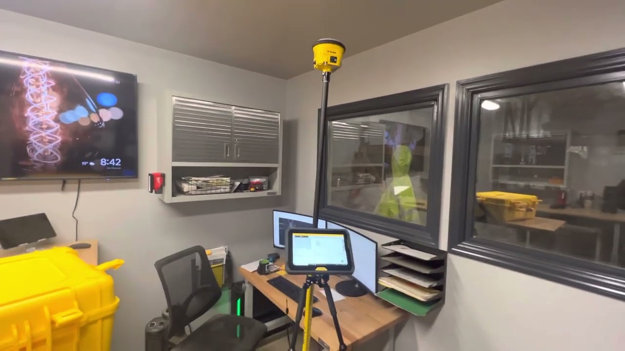 Ландшафтный дизайнер использует GPS-ровер Trimble для разработки ландшафтных проектов