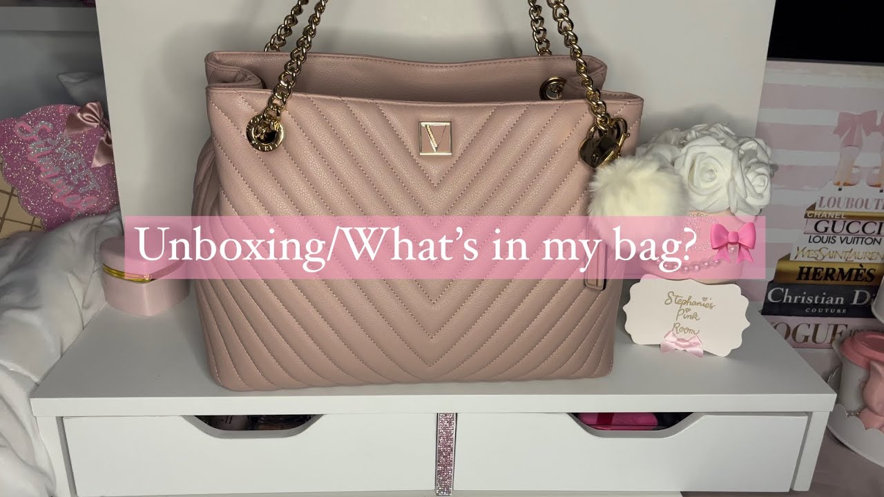 Unboxing: The Victoria Shoulder Tote | What’s in my bag 🎀 (WIMB)