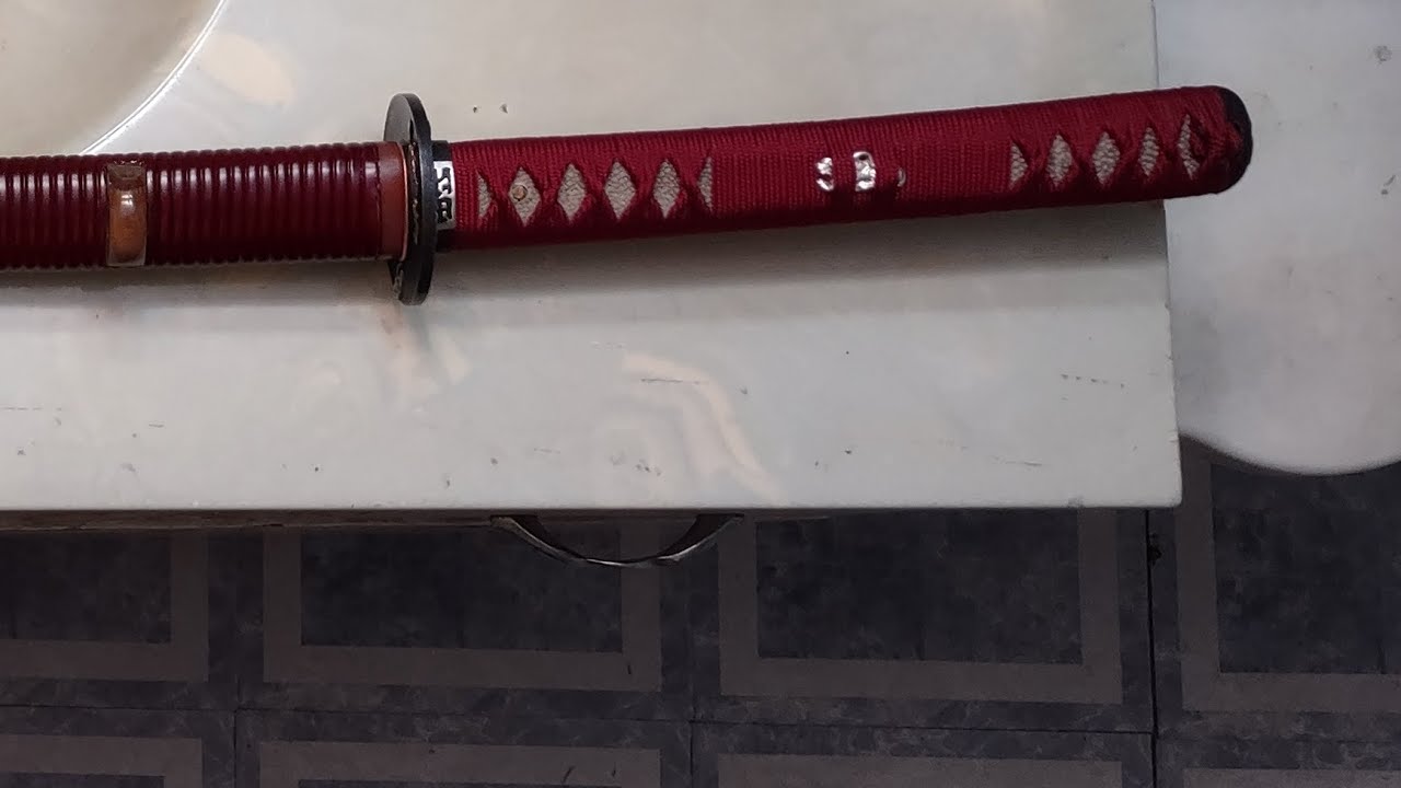 Balaur Arms Byakko Katana in Crimson unboxing