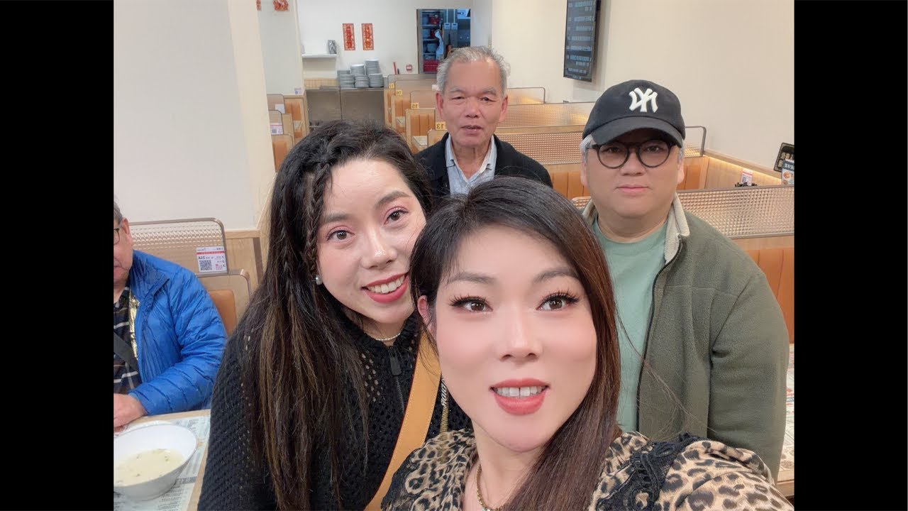 “香港才艺主播芯妮Queenie”正月初十七庙街街演直播
