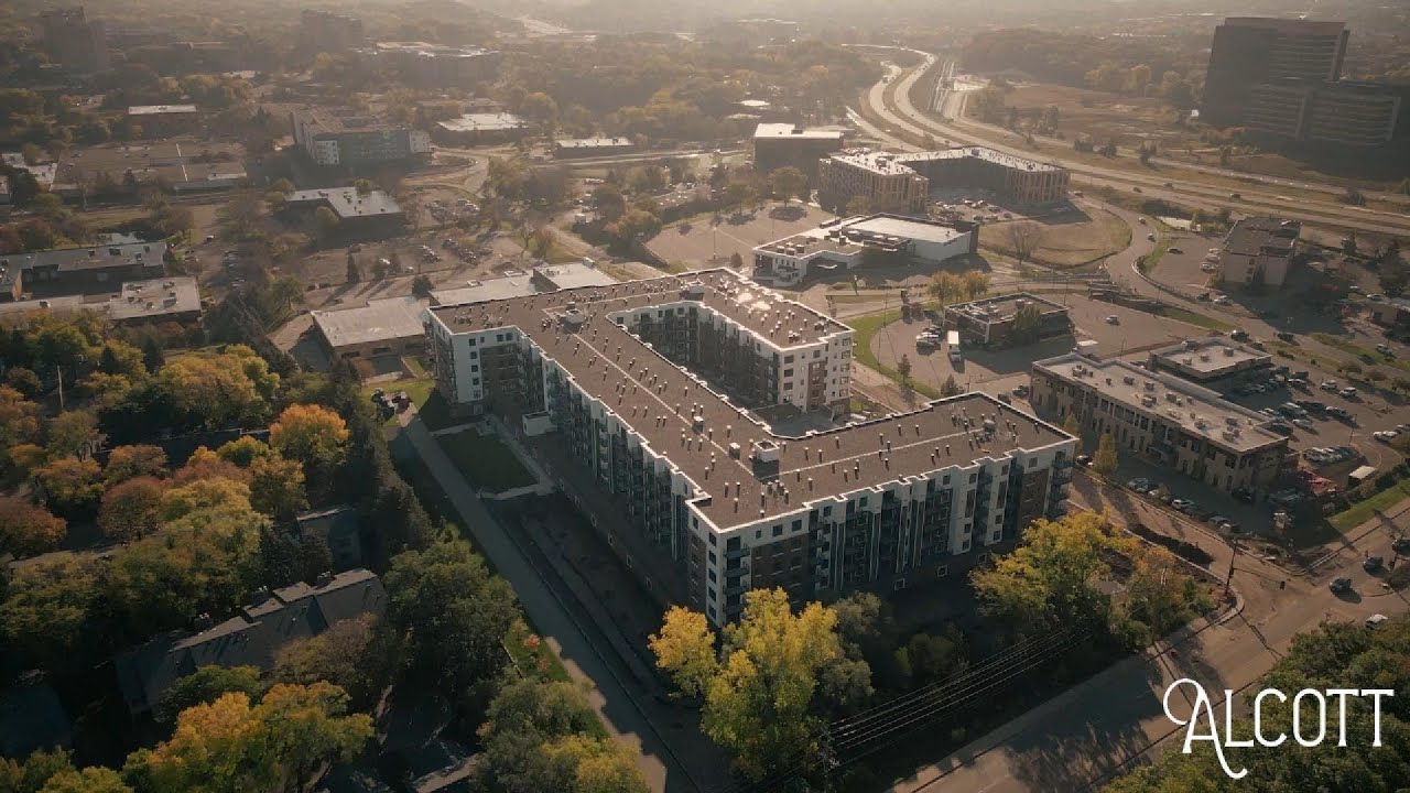 Experience life at Alcott Apartments in Minnetonka!
