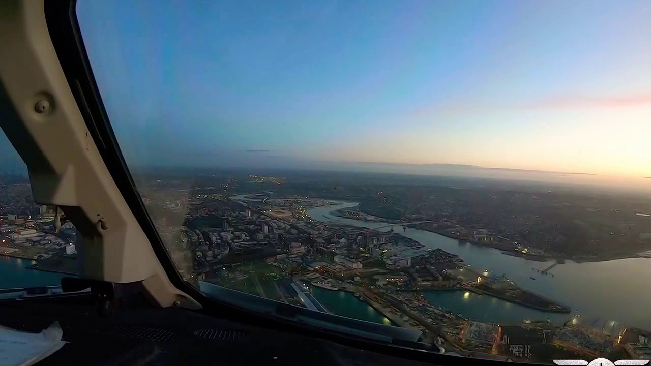 Cockpit view landing in Southampton