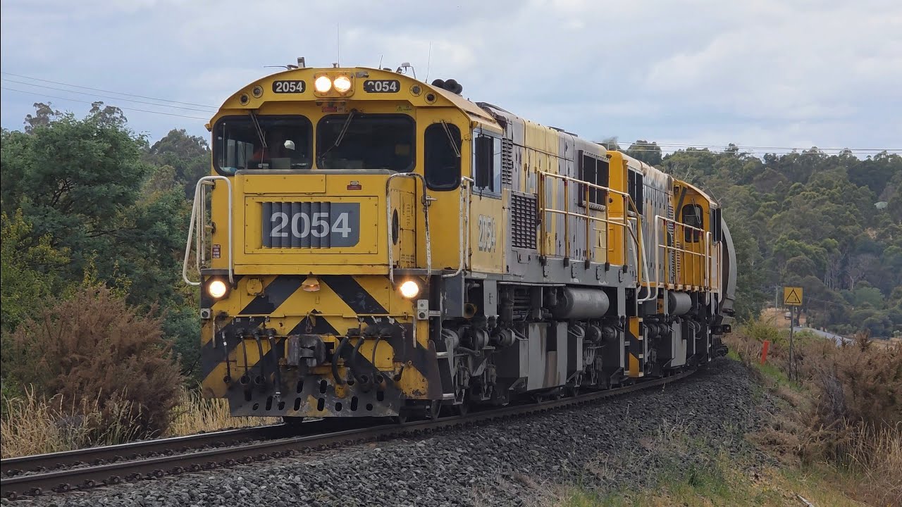 TasRail 2054 2053 #46 Coal train alongside Perth Mill Road