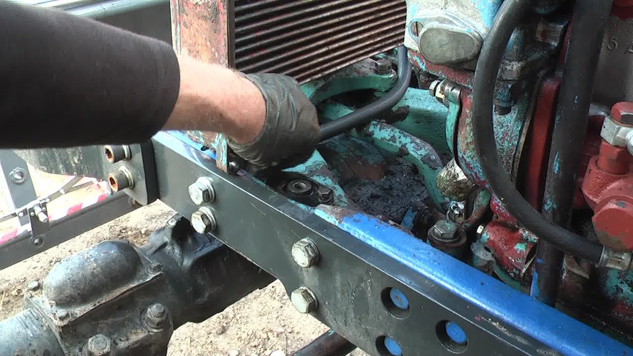Belarus MTZ-82 restoration project. Part 19 | Radiator Replacement