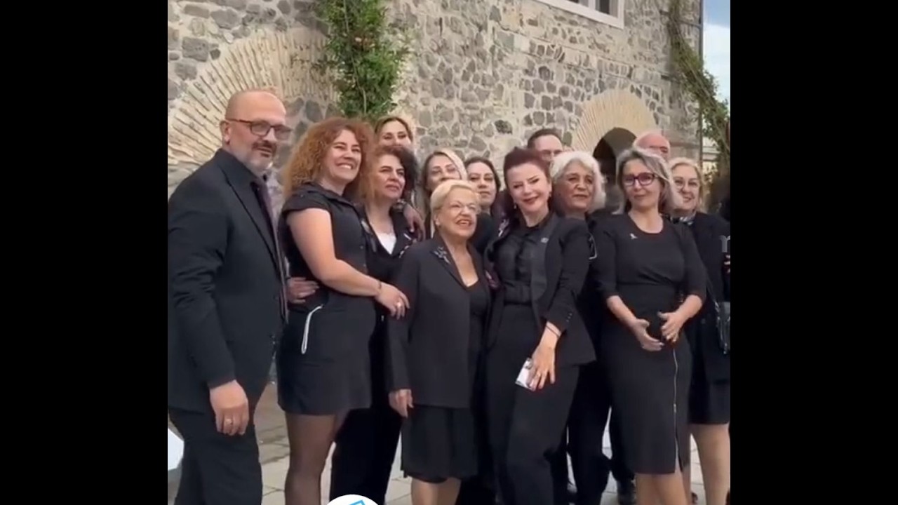 İzmir İnisiyatifi lansmanda davetlilerimiz ve bizim hakkımızdaki ilk düşünceleri.