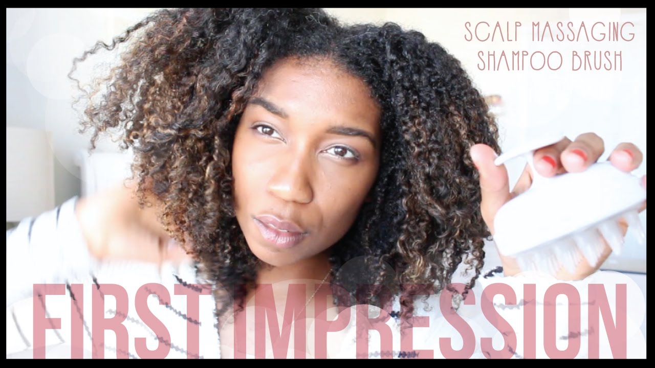 Vitagoods Scalp Massaging Shampoo Brush First Impression Review + Demo! Natural Hair