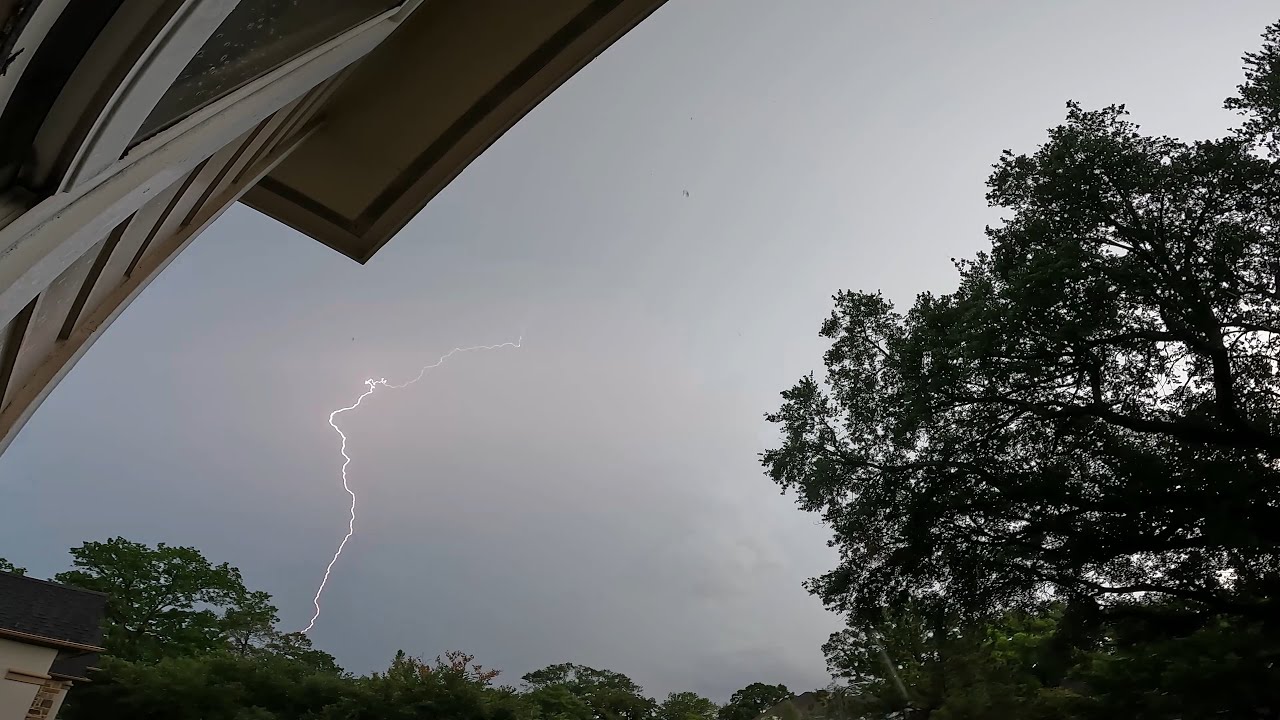 ⛈ Thunderstorm ⛈ Houston, TX 🌎 7/7/2022 📅