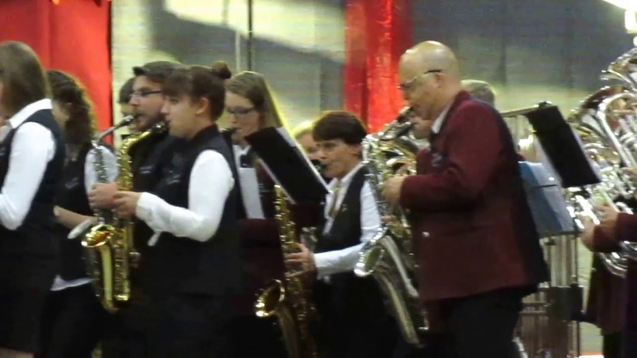 Alte Kameraden door Kon. Fanfare St. Caecilia Hulsberg en Muzikverein Lyra Gusenburg